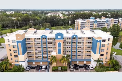 960 Starkey Road #5202, Largo, FL 33771 - Photo 1