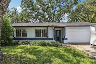 815 Regent Cir N, Brandon, FL 33511 - Photo 1