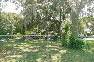 915 E Clay Ave, Brandon, FL 33510 - Photo 1