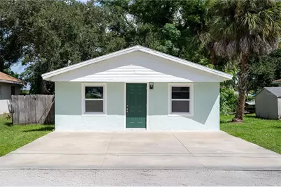 215 22nd Street W, Palmetto, FL 34221 - Photo 1