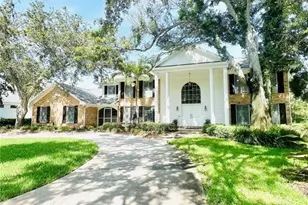 7315 Hunt Club Ln, Seminole, FL 33776 - Photo 1