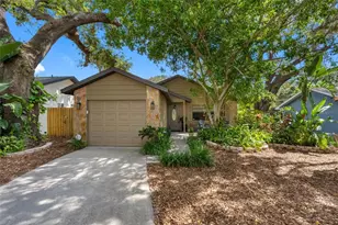 50 Irwin Street W, Safety Harbor, FL 34695 - Photo 1