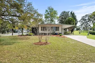 8099 Country Club Dr, Brooksville, FL 34613 - Photo 1