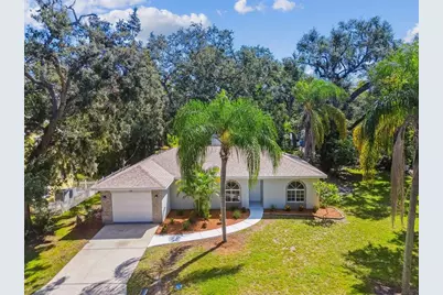 118 29th Street NW, Bradenton, FL 34205 - Photo 1