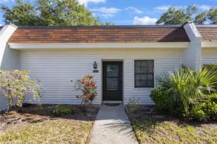 13721 Mission Oaks Blvd, Seminole, FL 33776 - Photo 1