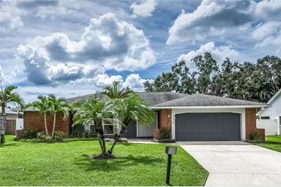 1213 Royal Oak Drive S, Dunedin, FL 34698 - Photo 1