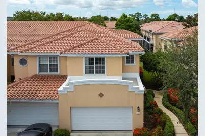 277 Valencia Circle, Saint Petersburg, FL 33716 - Photo 1