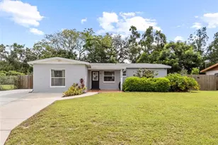 1109 W Camellia Dr, Brandon, FL 33510 - Photo 1