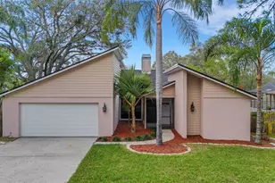 2826 Kavalier Dr, Palm Harbor, FL 34684 - Photo 1