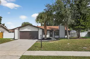 3441 Calgary Ln, Mount Dora, FL 32757 - Photo 1