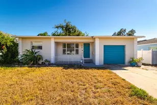 828 50th Ave S, Saint Petersburg, FL 33705 - Photo 1
