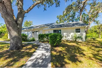 4016 Poinciana Court, Palm Harbor, FL 34684 - Photo 1