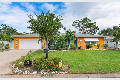 2199 Sunset Circle, Largo, FL 33774 - Photo 1