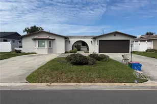 2083 Montana Ave NE, Saint Petersburg, FL 33703 - Photo 1