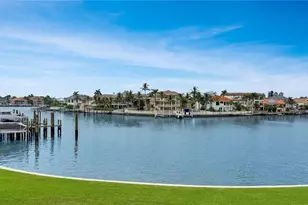 6240 Kipps Colony Ct S, Gulfport, FL 33707 - Photo 1