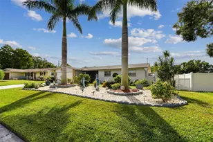 1389 Seabreeze St, Clearwater, FL 33756 - Photo 1