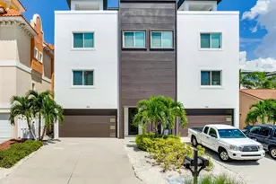 154 175th Ave E, Redington Shores, FL 33708 - Photo 1