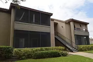 10263 Gandy Blvd N, Saint Petersburg, FL 33702 - Photo 1