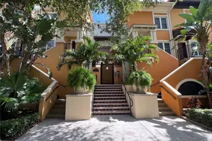 200 4th Ave S, Saint Petersburg, FL 33701 - Photo 1