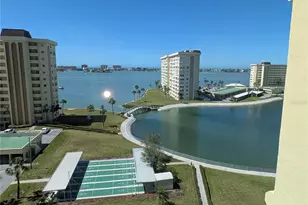 4575 Cove Cir, Saint Petersburg, FL 33708 - Photo 1