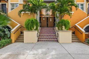 200 4th Ave S, Saint Petersburg, FL 33701 - Photo 1