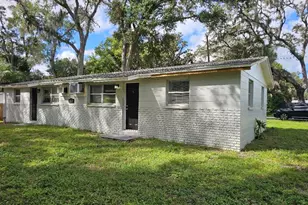 5320 Pine St, Seffner, FL 33584 - Photo 1
