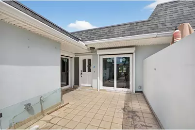 167 Boca Ciega Point Boulevard N #167, Saint Petersburg, FL 33708 - Photo 1