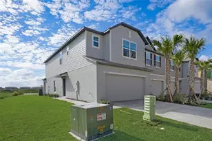 32132 Pond Apple Bnd, San Antonio, FL 33576 - Photo 1