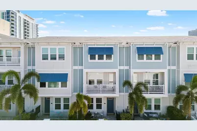 845 Burlington Avenue N, Saint Petersburg, FL 33701 - Photo 1