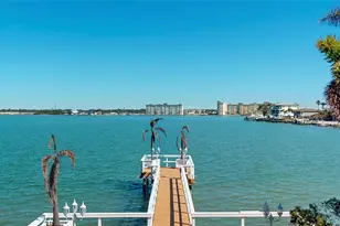 15417 2nd St E, Madeira Beach, FL 33708 - Photo 1