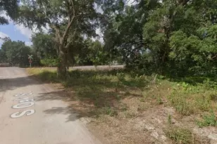 S Oak St, Seffner, FL 33584 - Photo 1