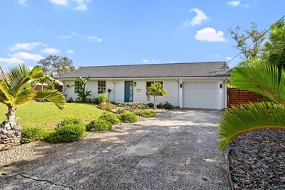 1110 Asturia Way S, Saint Petersburg, FL 33705 - Photo 1