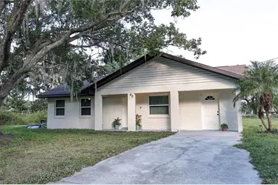 40 N Bloxham Avenue, Fort Meade, FL 33841 - Photo 1