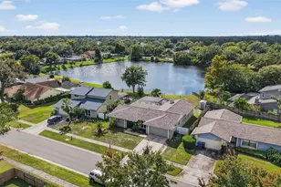 3903 Dunaire Dr, Valrico, FL 33596 - Photo 1