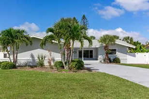 10120 Paradise Blvd, Treasure Island, FL 33706 - Photo 1