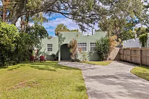2031 44th Ave N, Saint Petersburg, FL 33714 - Photo 1