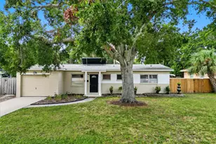 828 68th Ave S, Saint Petersburg, FL 33705 - Photo 1