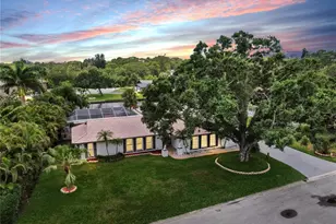 2401 Roberta Ln, Clearwater, FL 33764 - Photo 1