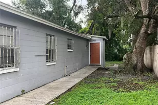 905 W Madison St, Plant City, FL 33563 - Photo 1