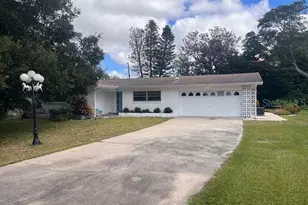 11435 Oval Dr E, Largo, FL 33774 - Photo 1