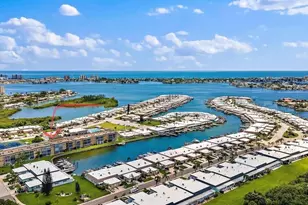 1 Boca Ciega Point Blvd, Saint Petersburg, FL 33708 - Photo 1