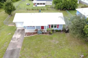 490 14th St SW, Vero Beach, FL 32962 - Photo 1