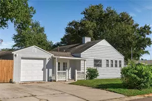 949 57th Ave N, Saint Petersburg, FL 33703 - Photo 1