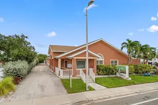 6605 Gulf Blvd, Saint Pete Beach, FL 33706 - Photo 1