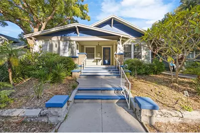 725 8th Street N, Saint Petersburg, FL 33701 - Photo 1
