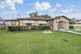 2520 W St Conrad St, Tampa, FL 33607 - Photo 1