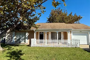 3931 Claremont Dr, New Port Richey, FL 34652 - Photo 1