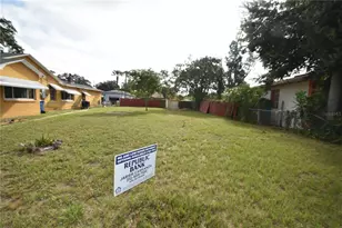 1368 S Prescott Street S, Saint Petersburg, FL 33712 - Photo 1