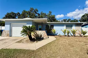 1074 Woodbrook Dr S, Largo, FL 33770 - Photo 1