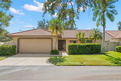 486 Genoa Circle NE, Saint Petersburg, FL 33703 - Photo 1